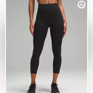 Lululemon Wunder Train High Rise Crop 23”